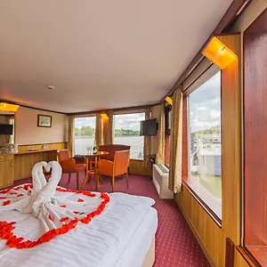 Båthotell Fortuna Boat