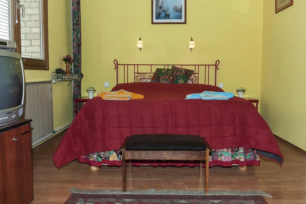 Bellevue Budapest B&B 3*,